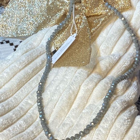 NWT GRAY MICRO PAVED CRYSTALS GRAY GLASS BEAD OUTER SPACE DAINTY DESIGN NECKLACE - Picture 10 of 14